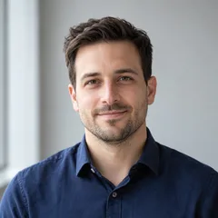 Portrait of Daniel Reyes, content editor